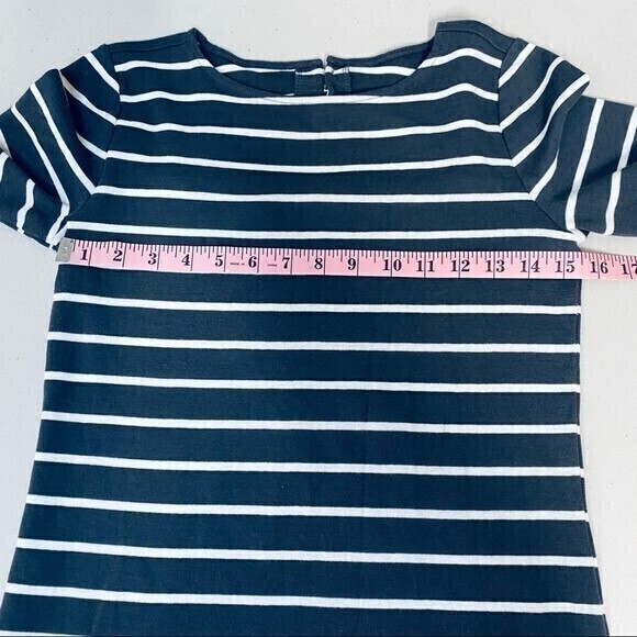 LOFT Women’s Top,Shirt w/ 3/4 Sleeves and open detail in the back, Size XS Gray* - Picture 5 of 7